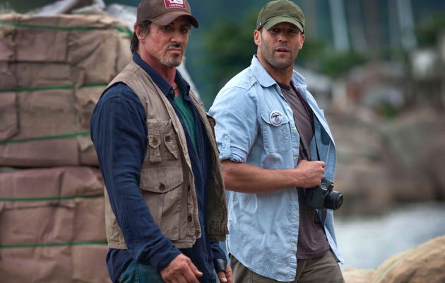 MERCENARIOS_crit_2 MERCENARIOS_crit_2