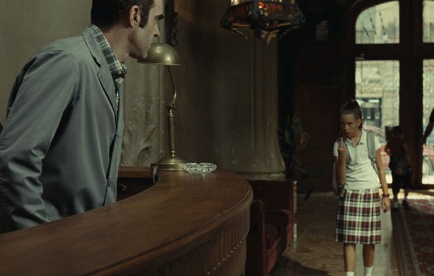 MIENTRAS_DUERMES_crítica_2.jpg MIENTRAS_DUERMES_crítica_2.jpg