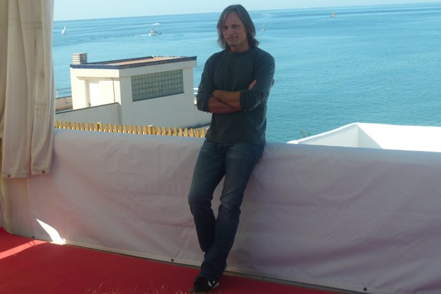 Road_1.jpg Road_1.jpg