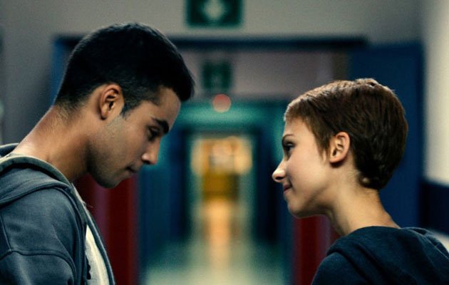 VERBO_crítica_1.jpg VERBO_crítica_1.jpg