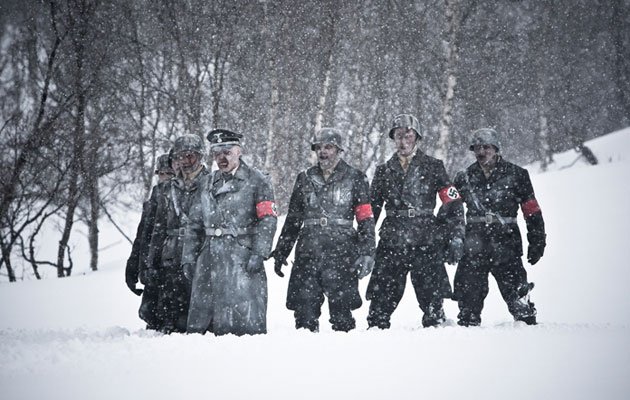 ZOMBIS_NAZIS_crit_1.jpg ZOMBIS_NAZIS_crit_1.jpg