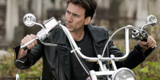 GHOST RIDER 2 noticia: Nicolas Cage vuelve a subirse a la moto