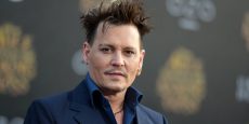 JOHNNY DEPP noticia: Johnny Depp se ofrece para pelis pequeñas