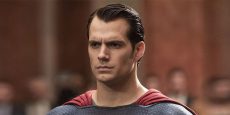 EL HOMBRE DE ACERO 2 noticia: Henry Cavill sigue siendo Superman